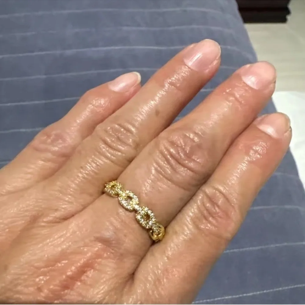 Elegant Gold Link Crystal Resizable Ring